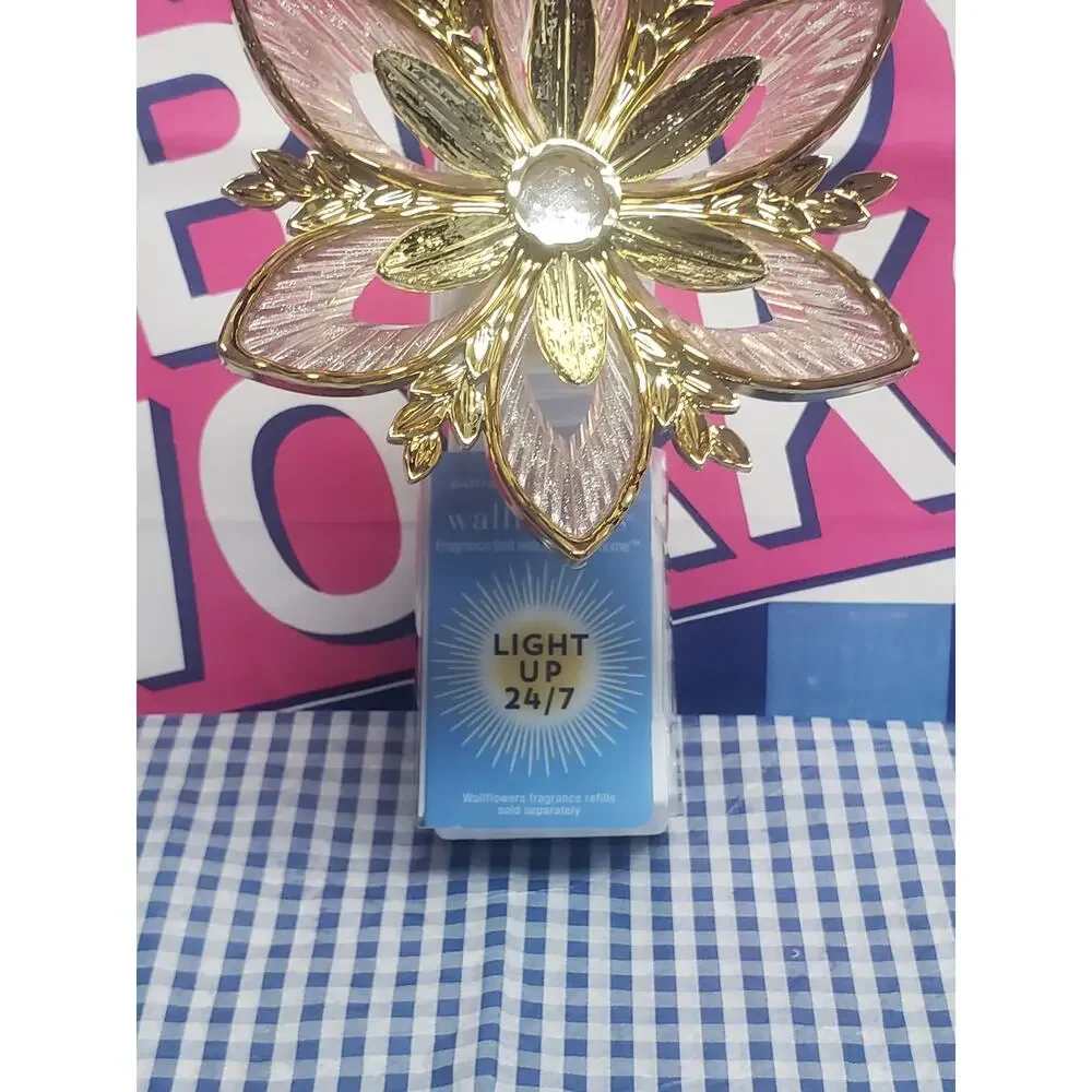 BBW Pink & Gold Fall Burst Nightlight Wallflowers Fragrance Plug In Home Decor